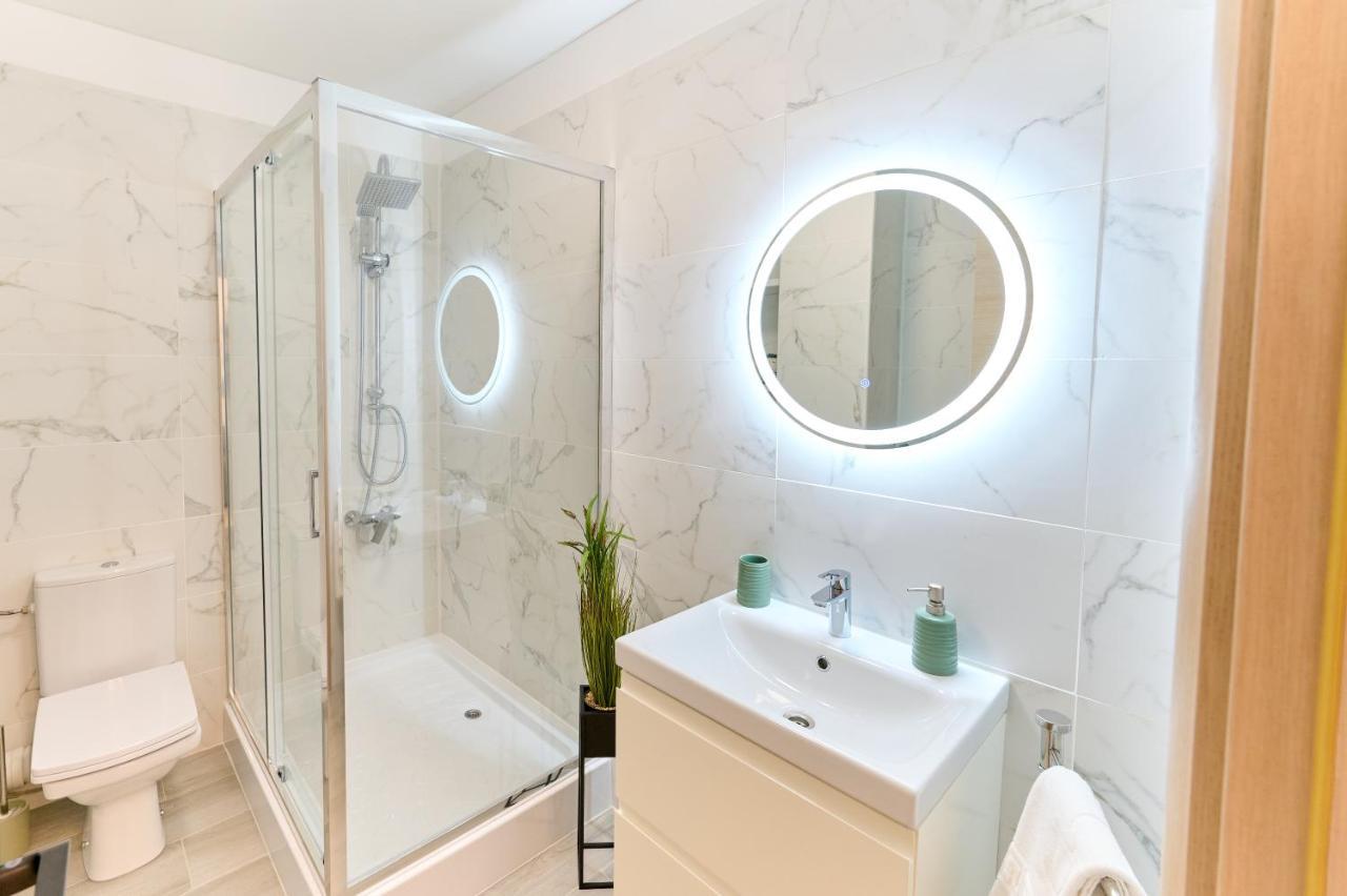 Infinity Luxury Studio - Nord10 By Alezzi Apartman Năvodari Kültér fotó